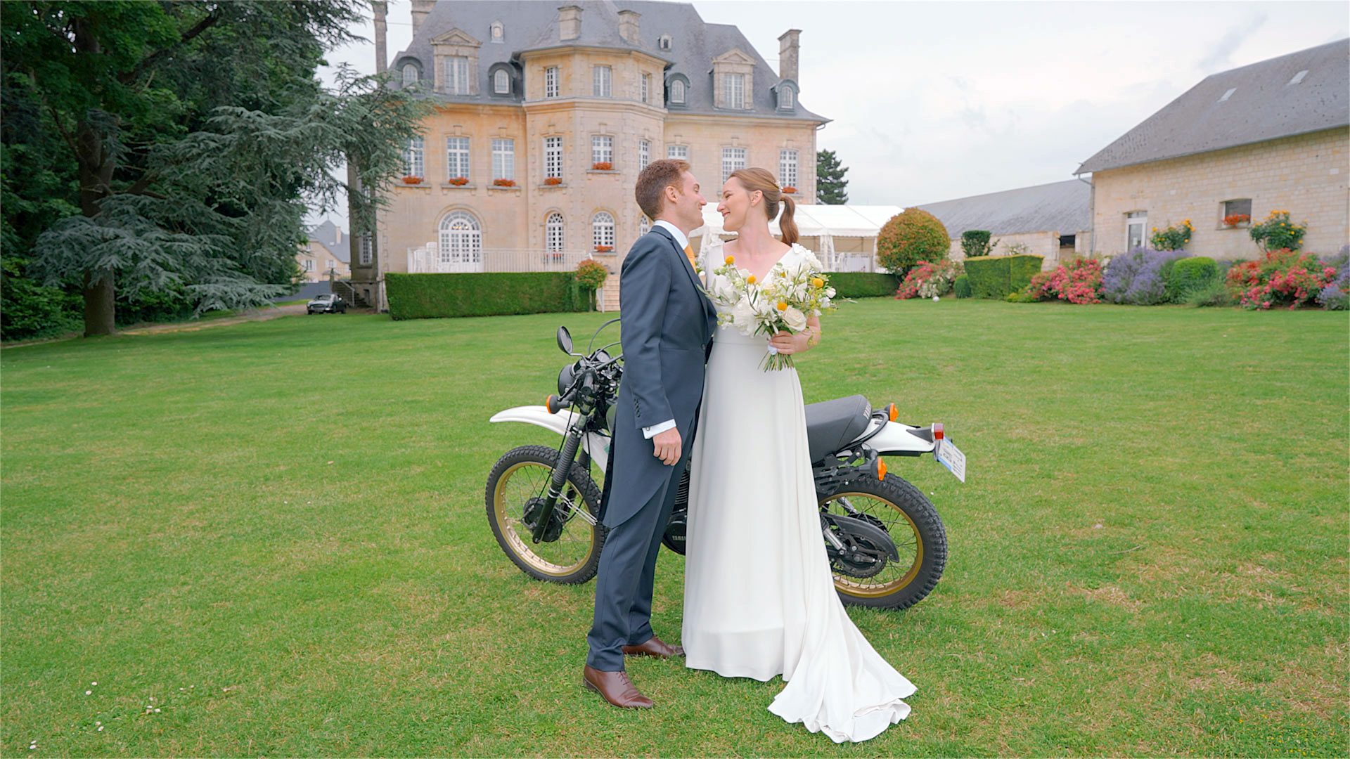 Film de mariage - Agathe & Benjamin | Vidéaste Mariage - Domaine d'Orgival